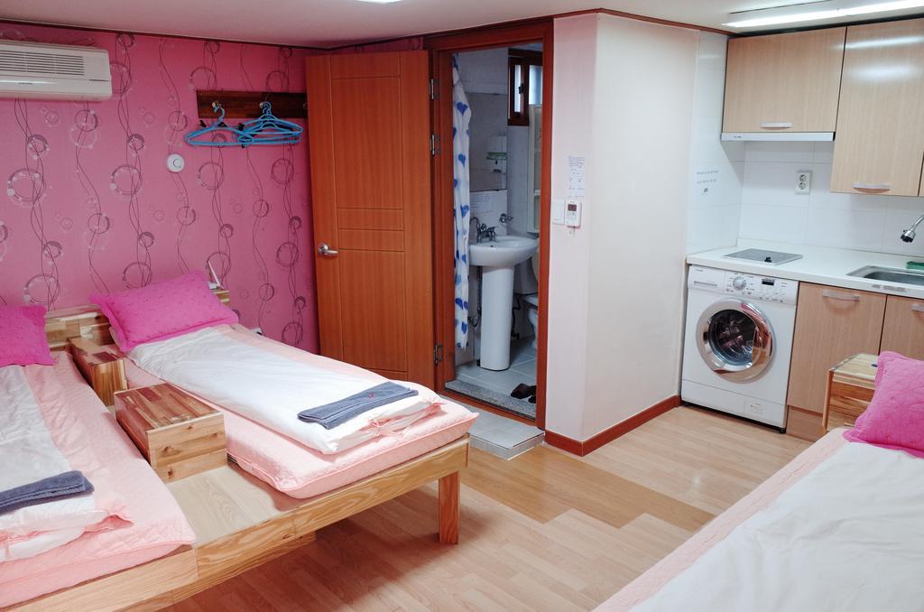 Bong Backpackers Hostel Seoul Ngoại thất bức ảnh