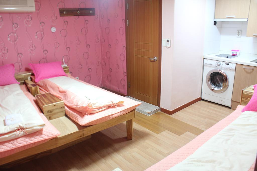 Bong Backpackers Hostel Seoul Phòng bức ảnh
