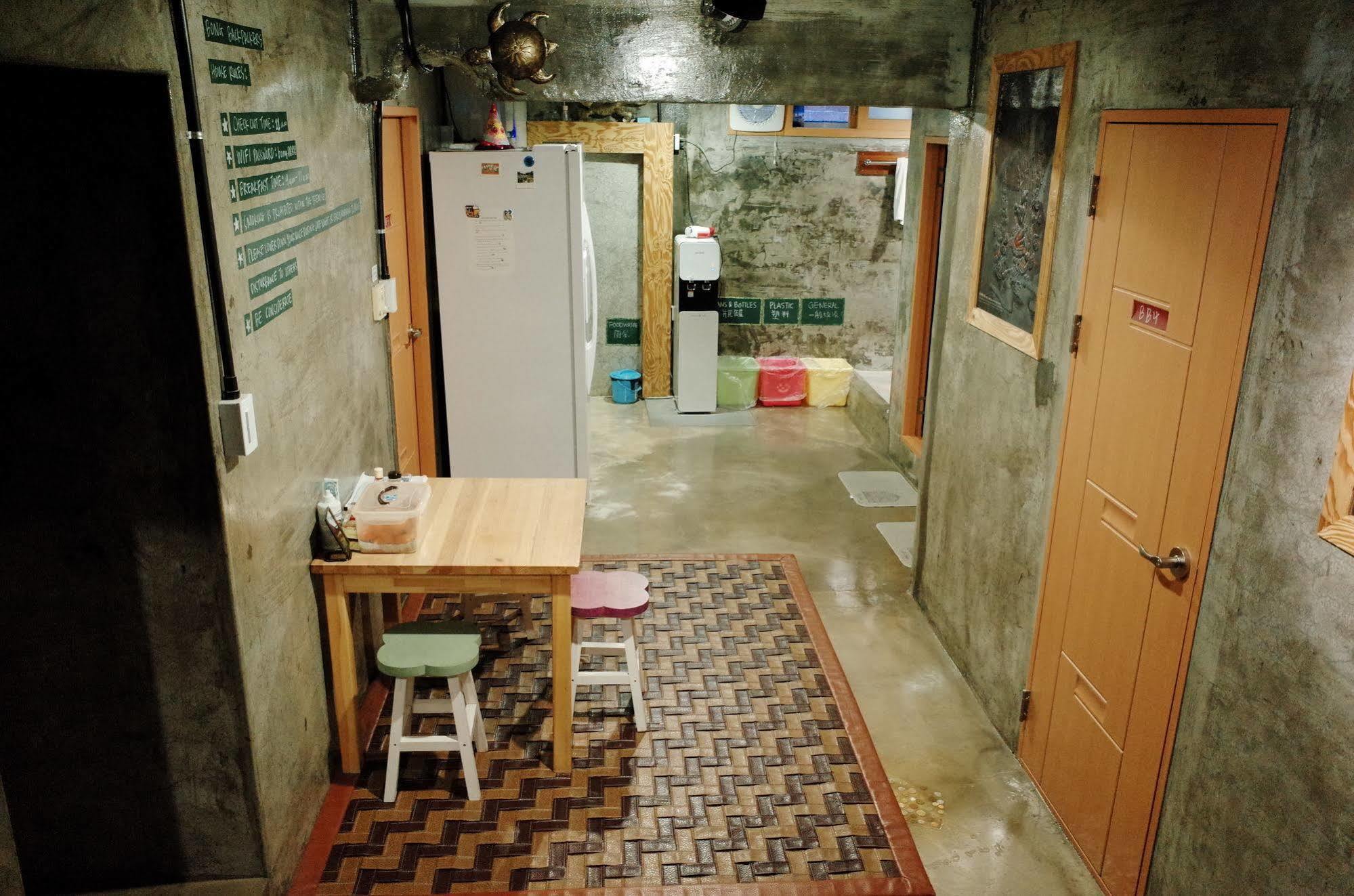 Bong Backpackers Hostel Seoul Ngoại thất bức ảnh