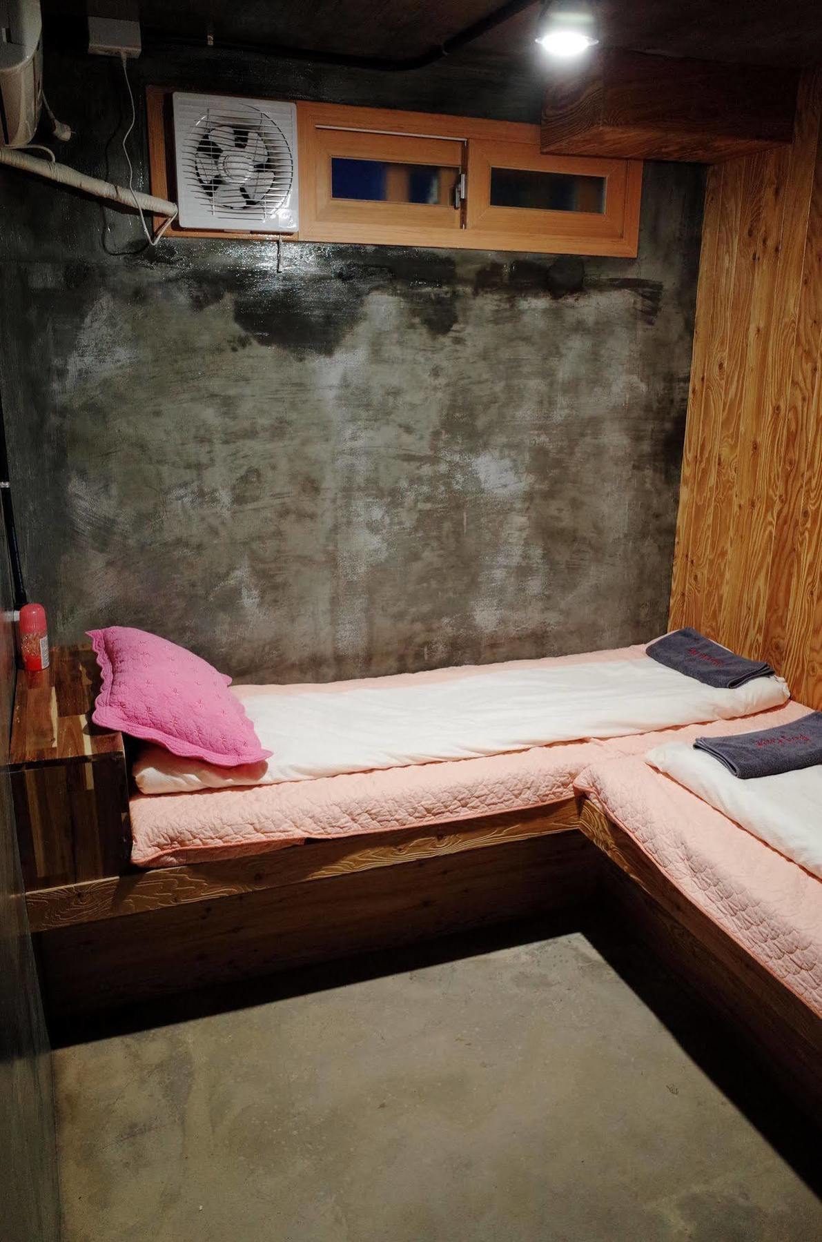 Bong Backpackers Hostel Seoul Ngoại thất bức ảnh